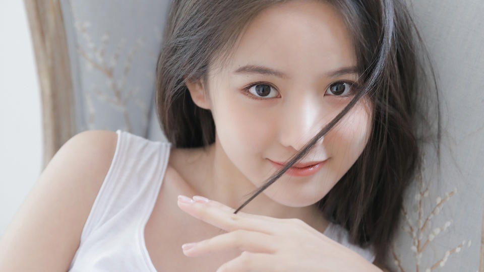 可愛氧氣美少女寫真圖片桌面壁紙壁紙