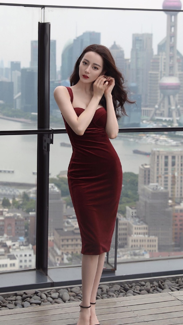 迪麗熱巴 女明星