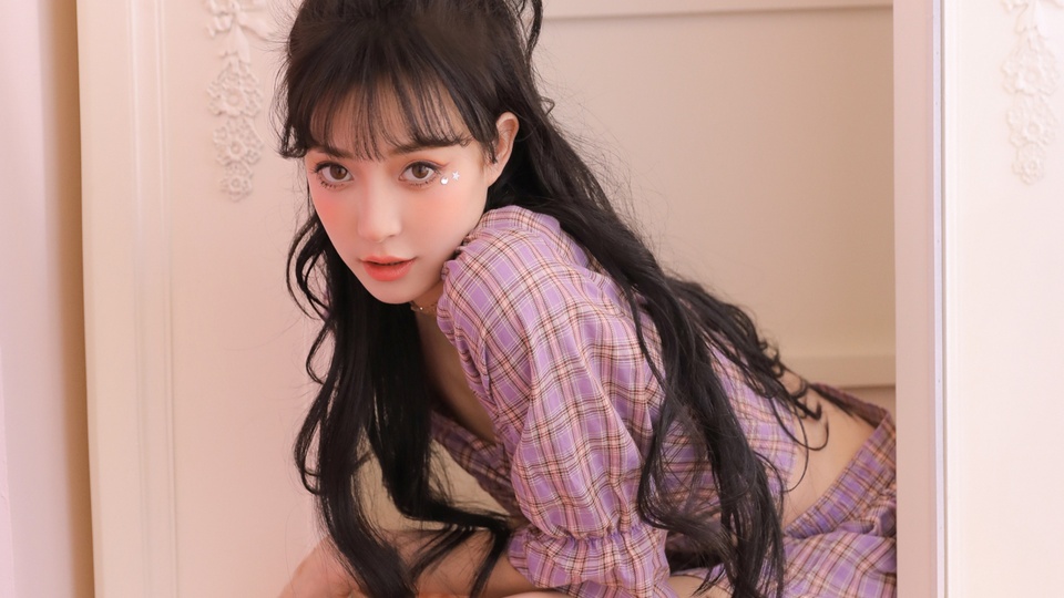 溫婉居家美女圖片桌面壁紙壁紙【4】