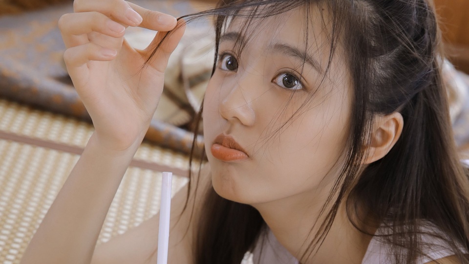 清純 活力 可愛 美女模特壁紙