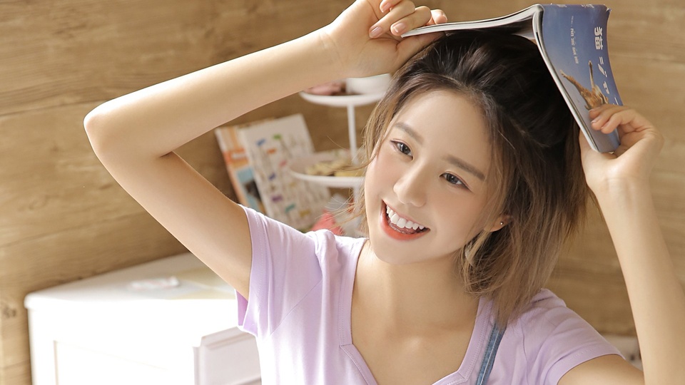 清純 元氣少女 青春 活力 俏皮 美女模特壁紙
