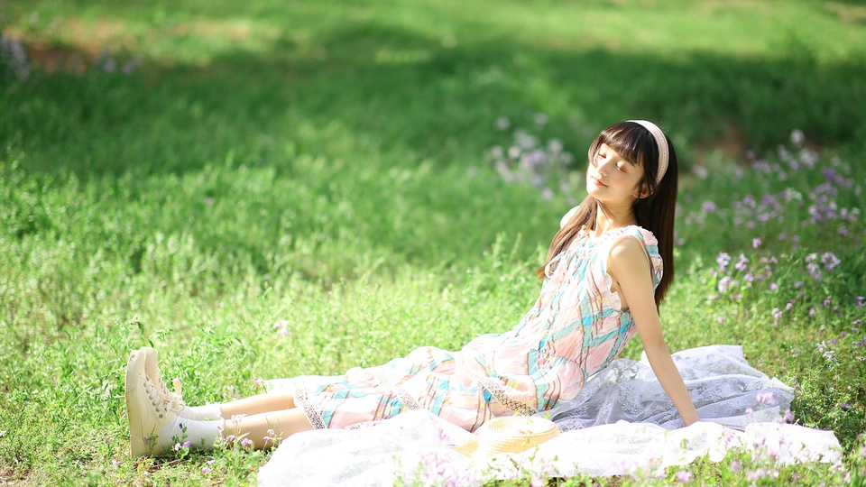 元氣俏皮美女高清桌面壁紙壁紙【8】