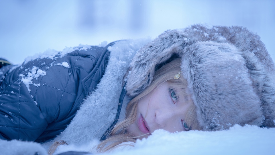 雪 冬季 帽子 女孩 4K壁紙壁紙